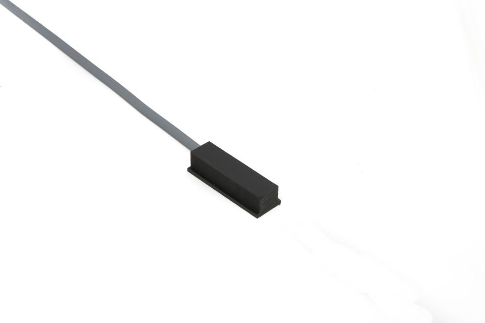 İdel IMS-M-P-0102 13X9X38mm Plastik 1NC - 2M Kablo Manyetik Sensör