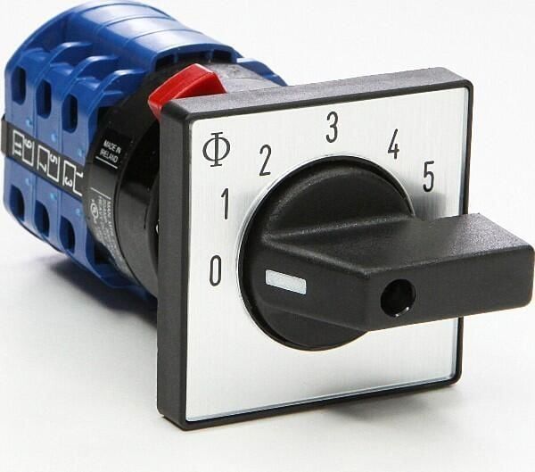 Kraus&Naimer C26/A283 32A 64X64mm Trifaze Sıfırlı 5 Kademeli Şalter
